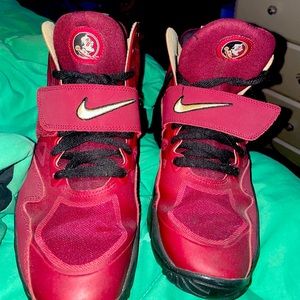 Rose bowl Edition Nike Air Trainer Fsu Seminoles Boys/girls.           Size-6y